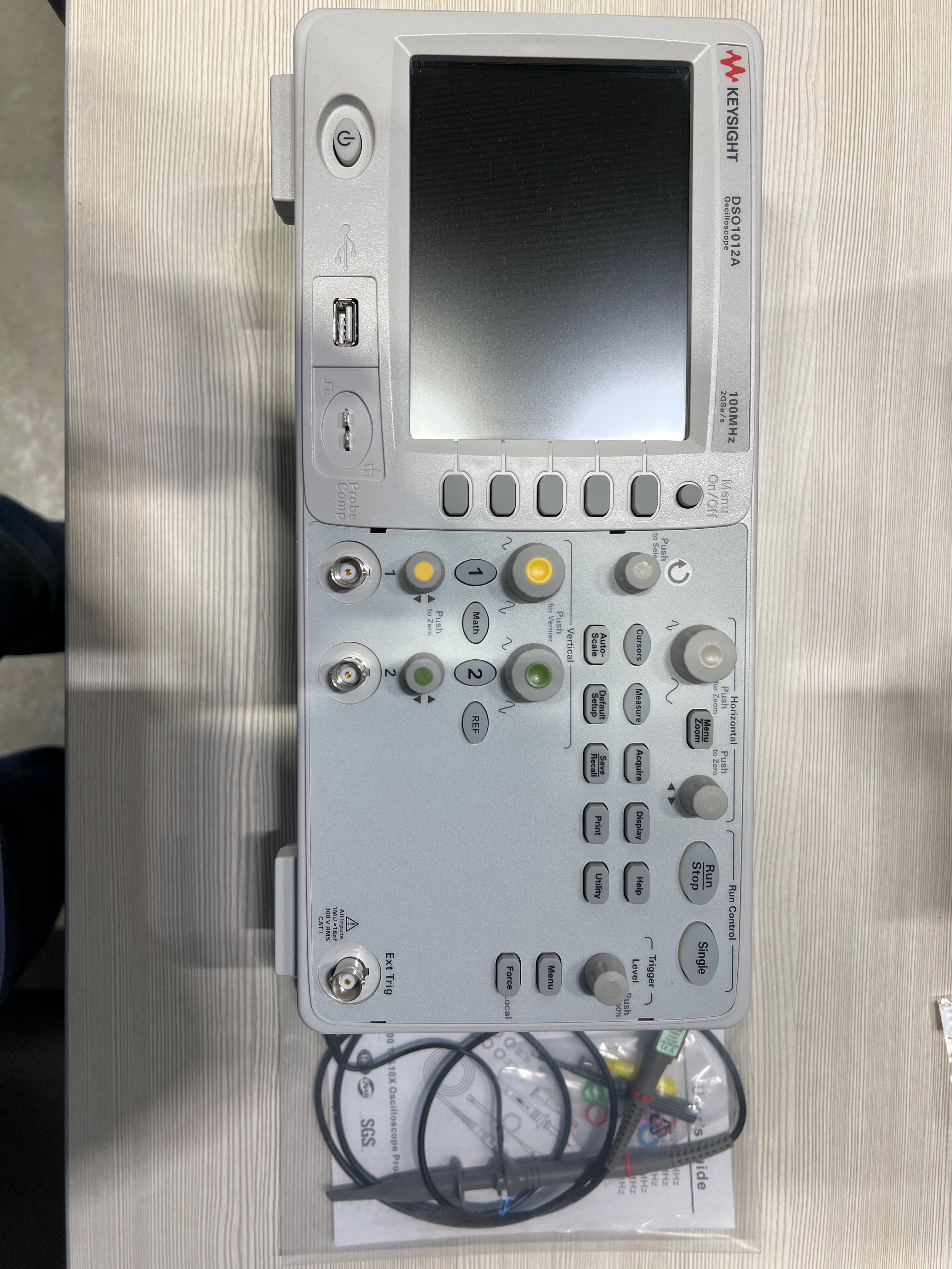 Цифровой осциллограф Keysight DSO1012A 100MHz, s.n CN56060544, б.у, рабочее