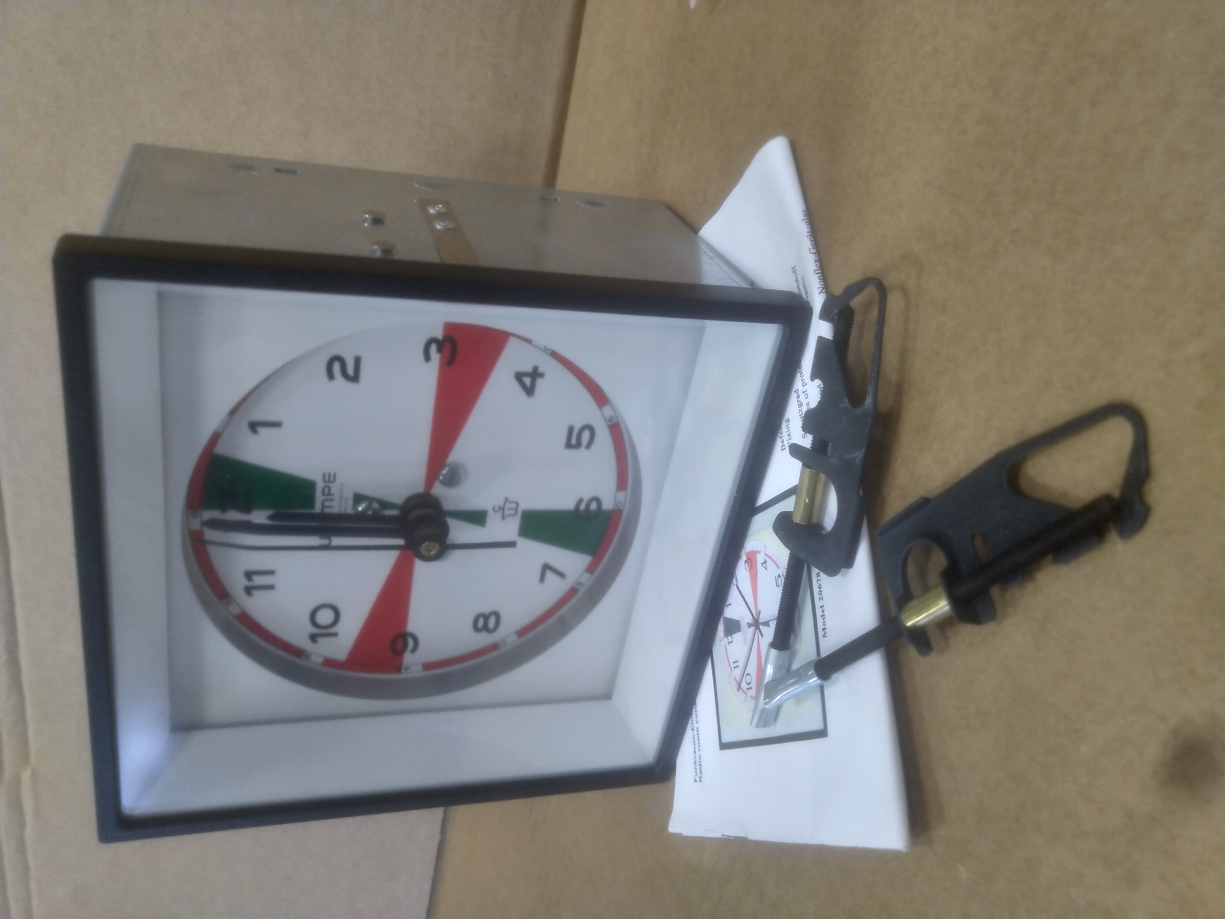 Часы судовые WEMPE clock model 20678/T б.у s.n 0522 на проверку
