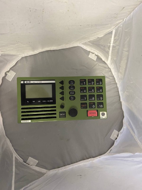 VHF-DSC SAILOR RT 4822, s.n 3266530015, б.у, рабочее