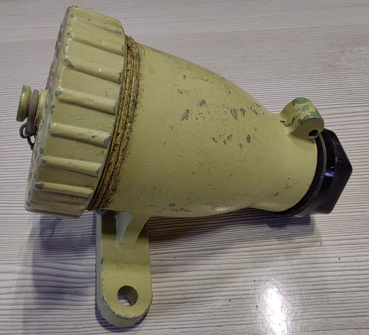 Розетка судовая РШ2-41М, водозащищённая, АЛ-28, 8А, 10А, 220V-250V, s.n СПБ-466110, б.у, на проверку