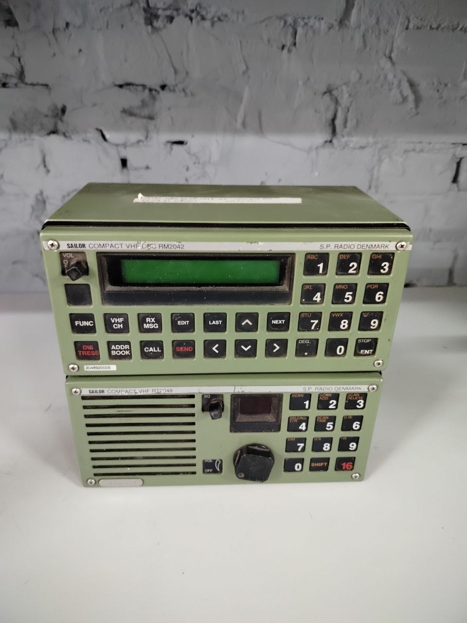 УКВ радиостанция Sailor RT2048 s.n 556901 б.у на проверку