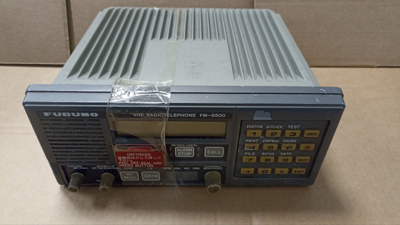 УКВ стационарная Furuno FM-8500 s/n2112202302 б.у. рабочее
