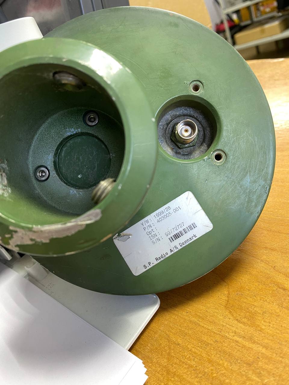 Антенна INMARSAT SI SAILOR P/N 4033005-001  s.n 99772727 б.у на проверку