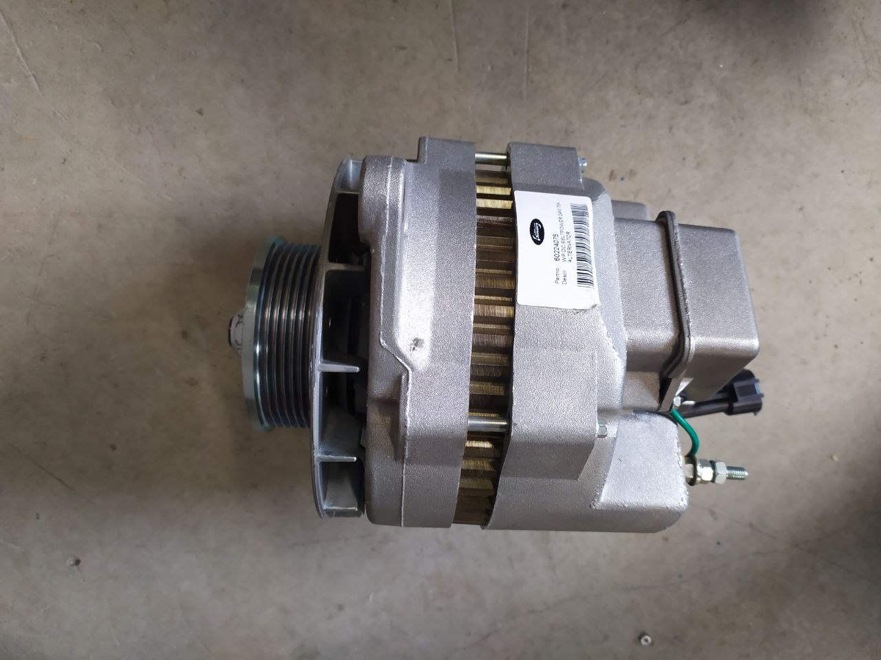 Генератор Whisper Power WP-DC Beltpower 24v75A, p.n 60224076, б.у, на проверку