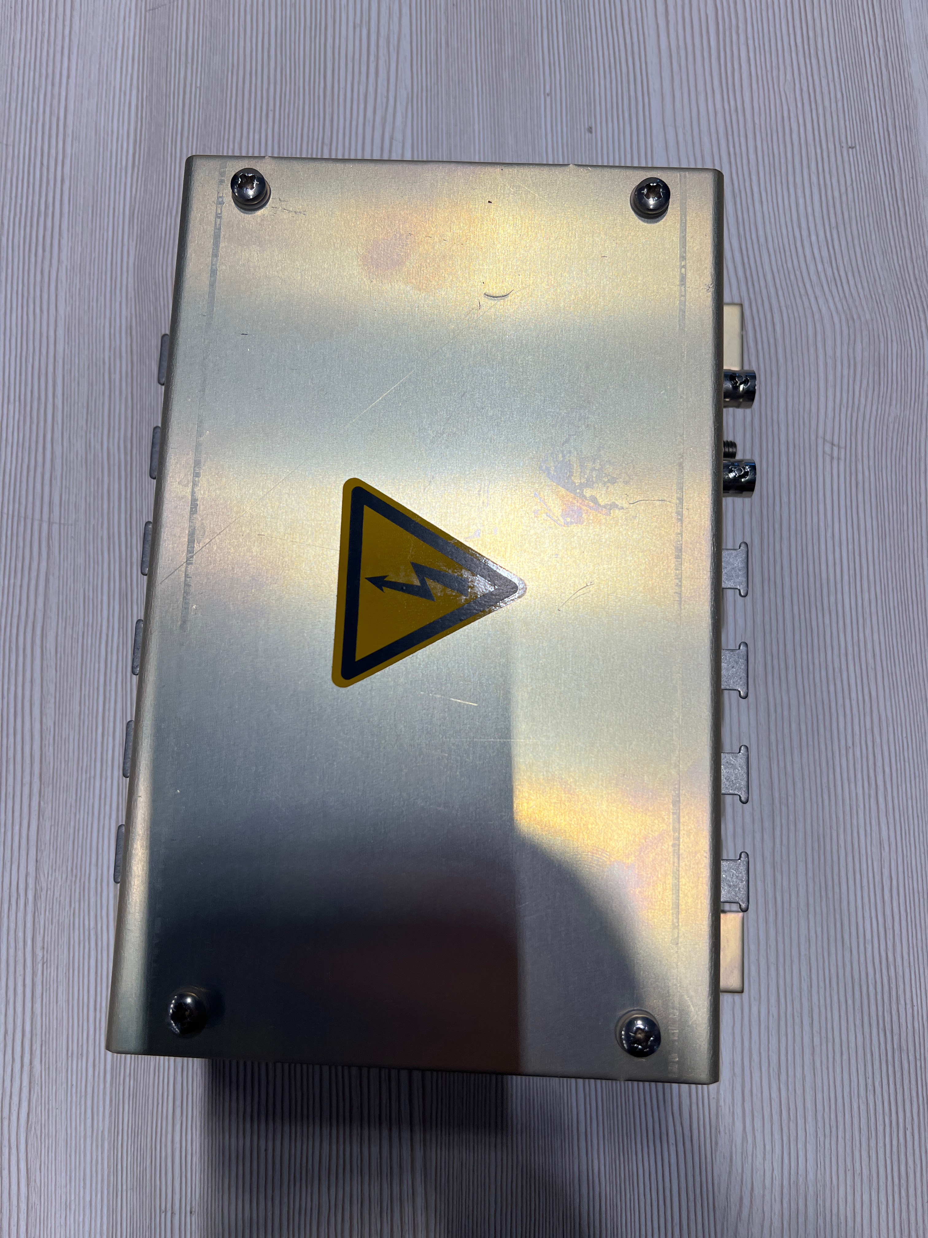Соединительная коробка GE3016 G064 Sam Electronics, s.n 30905, б.у, на проверку