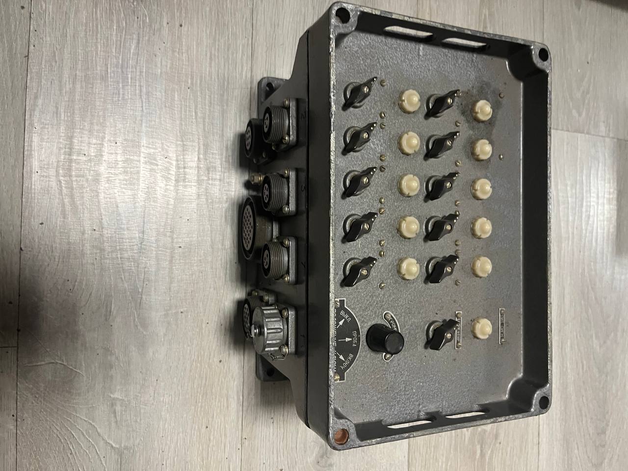 Усилитель Динамиков БЕРЕЗКА К-10 s.n 000124 б.у на проверку