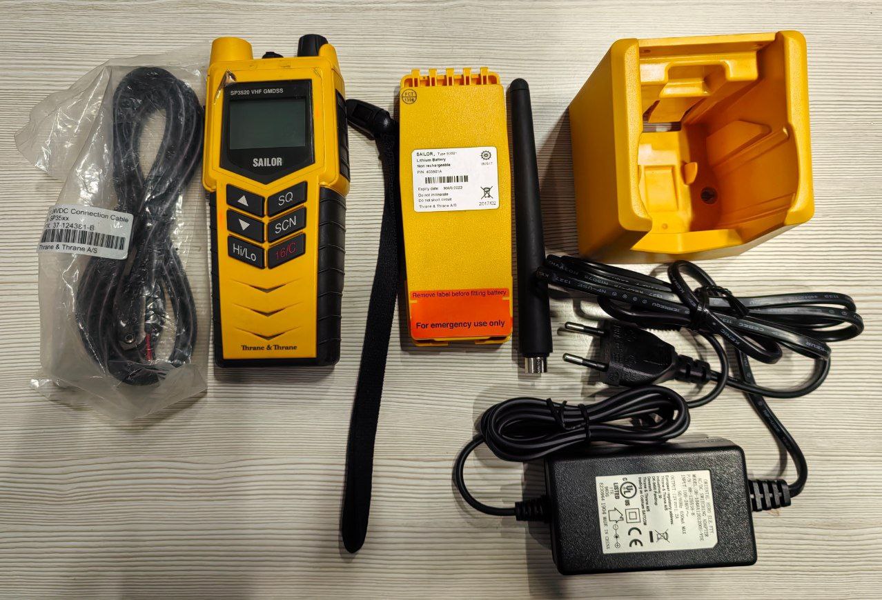 Радиостанция УКВ SAILOR SP-3520 б.у s.n 0338710344 на проверку