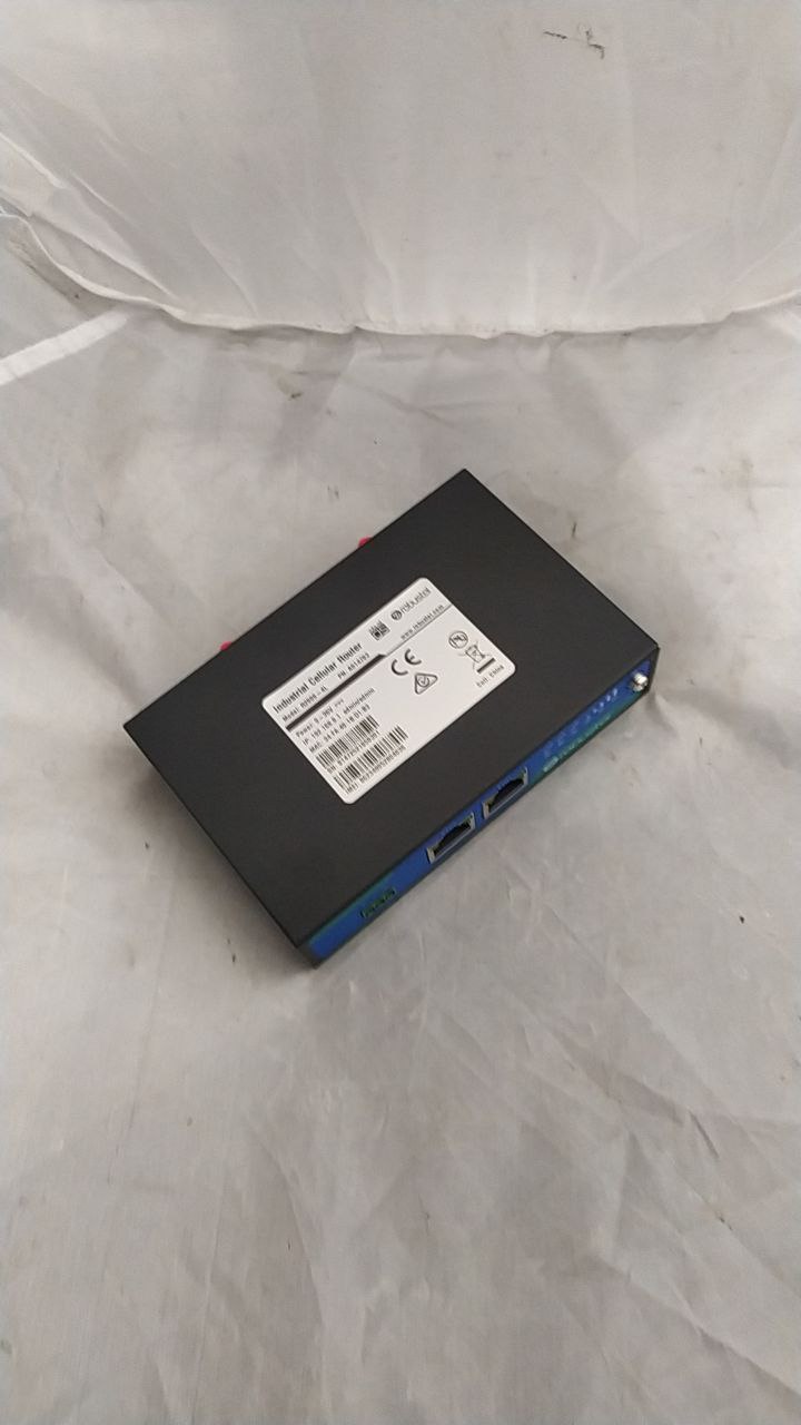 Роутер LTE Robustel R2000-4L