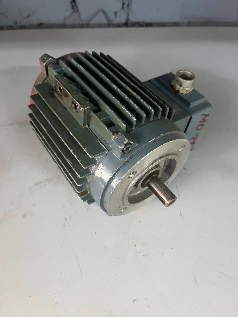 Двигатель Elprom MO71A/4D s.n 80056 б.у на проверку