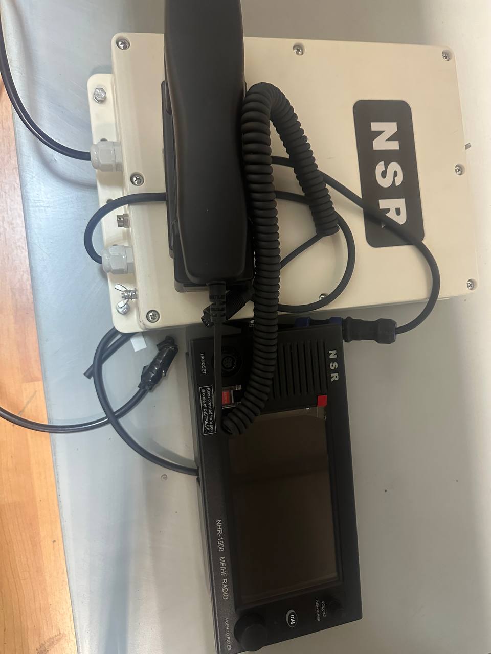 Радиостанция ПВ/КВ NSR MF/HF RADIO NHR-1500
