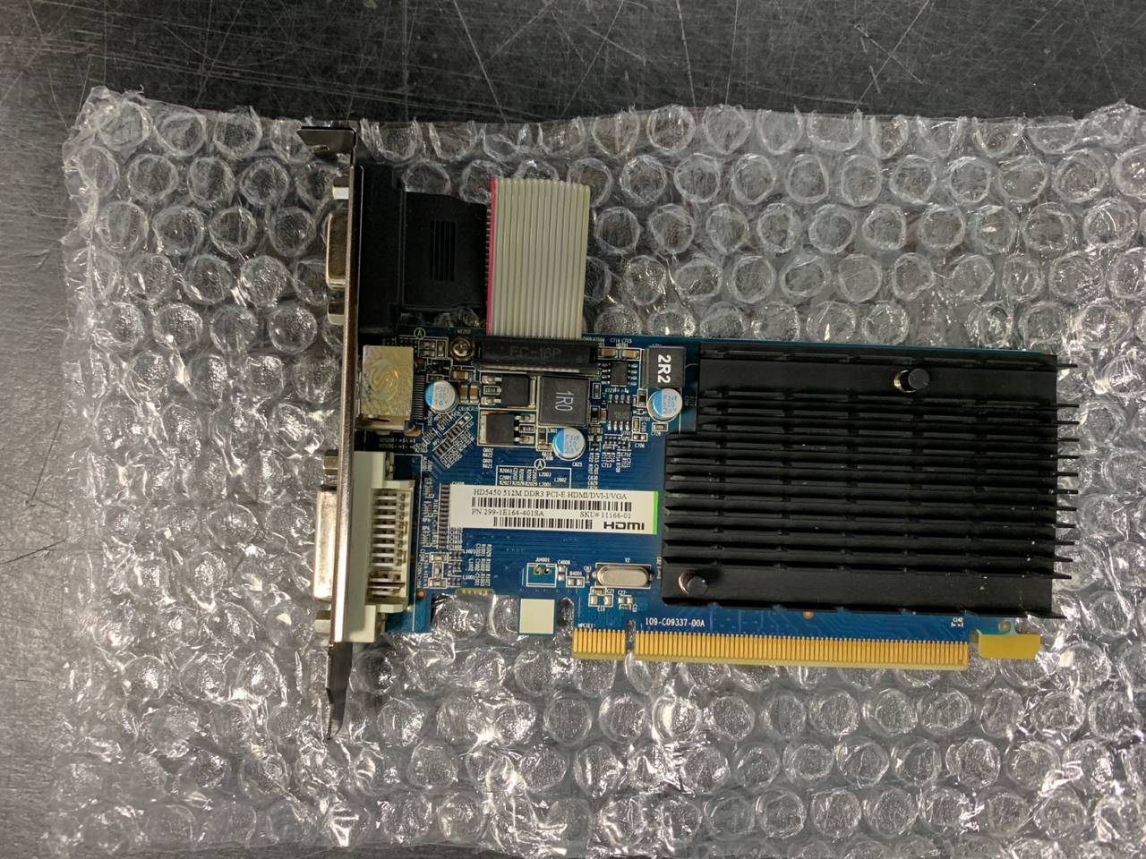 Vision Master Видеокарта HD5450 s/n A141400049686 б/у рабочее
