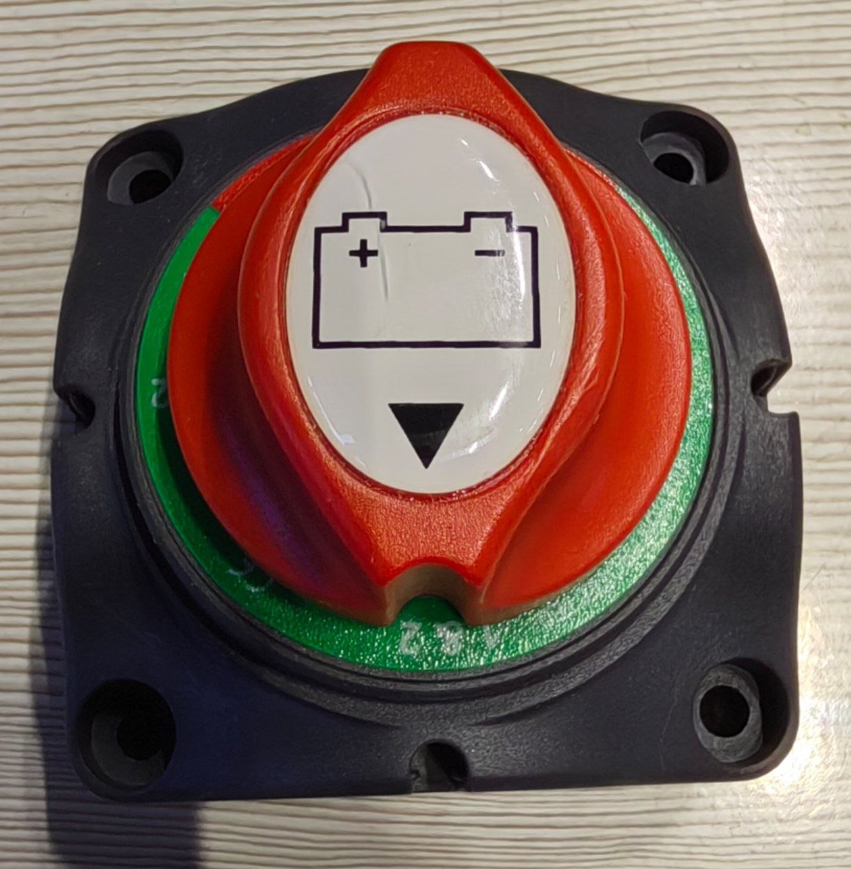 Кнопка разрыва массы АКБ, CONT 200A DC, CRANK 1000A, MAX 50V, s.n СПБ-577539, б.у, на проверку