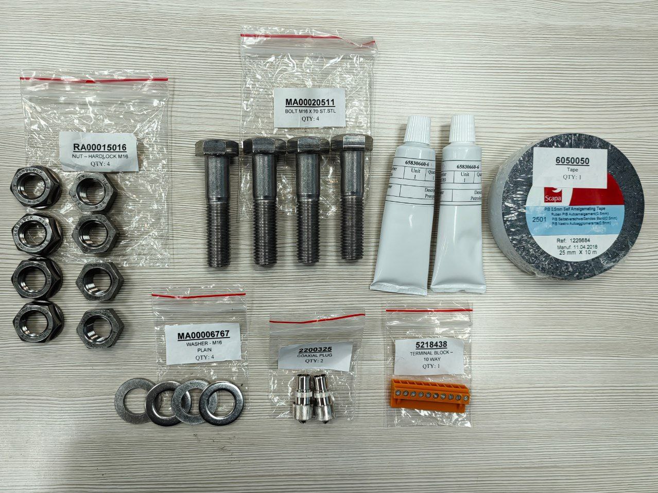 SBAND UPMAST MOUNTING KIT