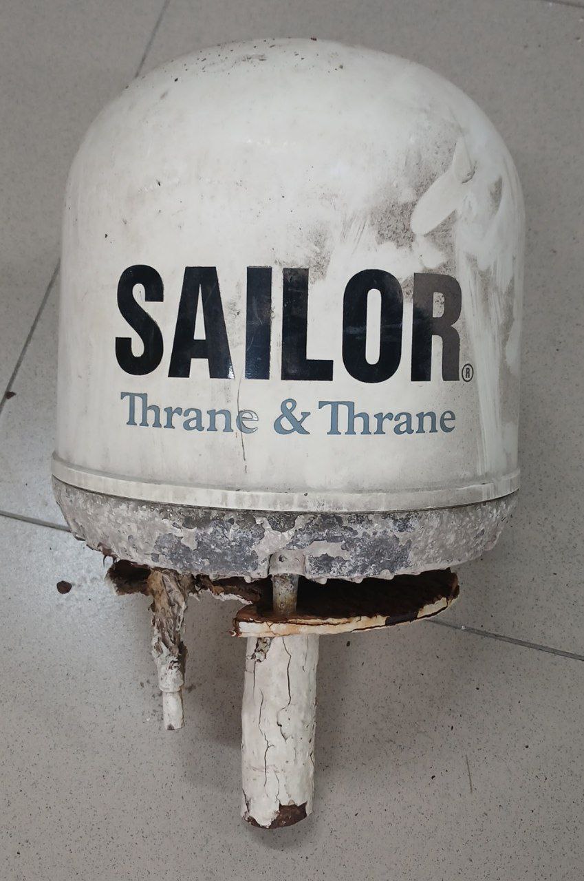 Антенна SAILOR TT-3050C, s.n ВЛД-221557, б.у, на проверку