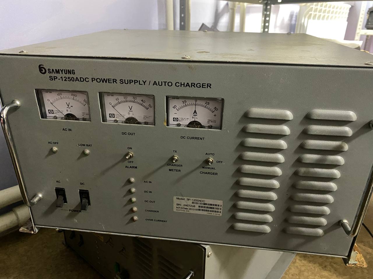 Автоматическое зарядное устройство SAMYUNG SP-1250ADC POWER SUPPLY   s.n 2A07256 б.у на проверку