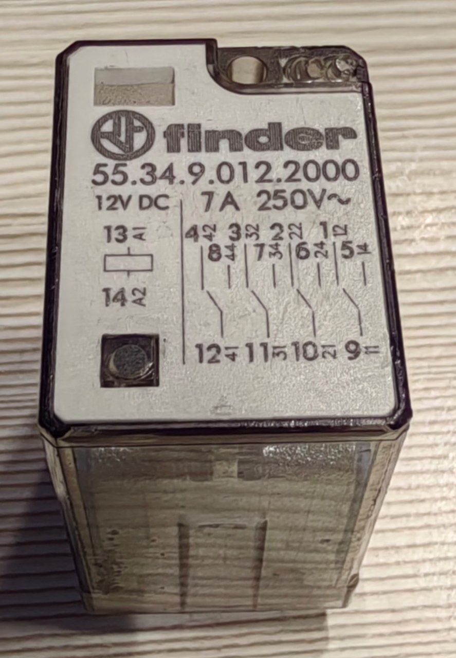 Реле промежуточное FINDER 55.34.9.012.2000, s.n СПБ-563890, б.у, на проверку