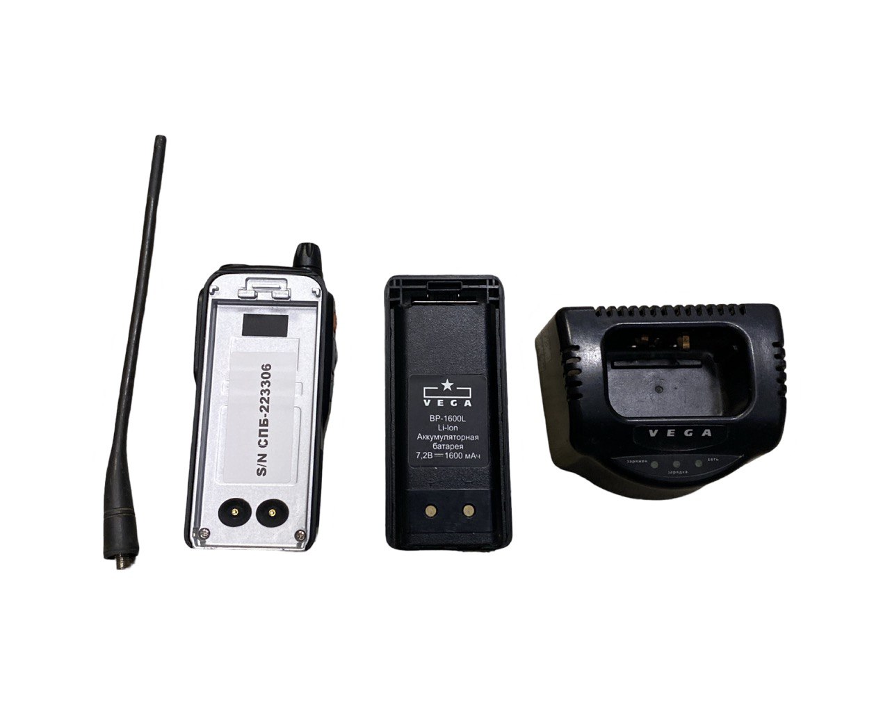 Портативная УКВ радиостанция Vega VG-304 s.n СПБ-223306, б.у, рабочее