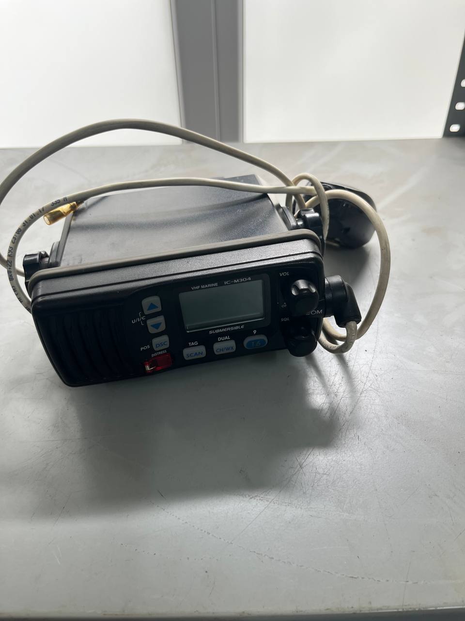 Радиостанция Icom IC-M304 s.n 0129432 б.у на проверку