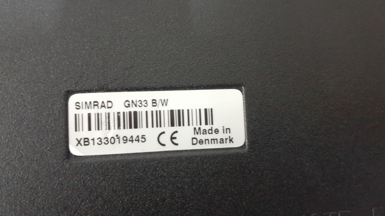 GPS SIMRAD GN33 B/W, s.n XB133019445, б.у, рабочее