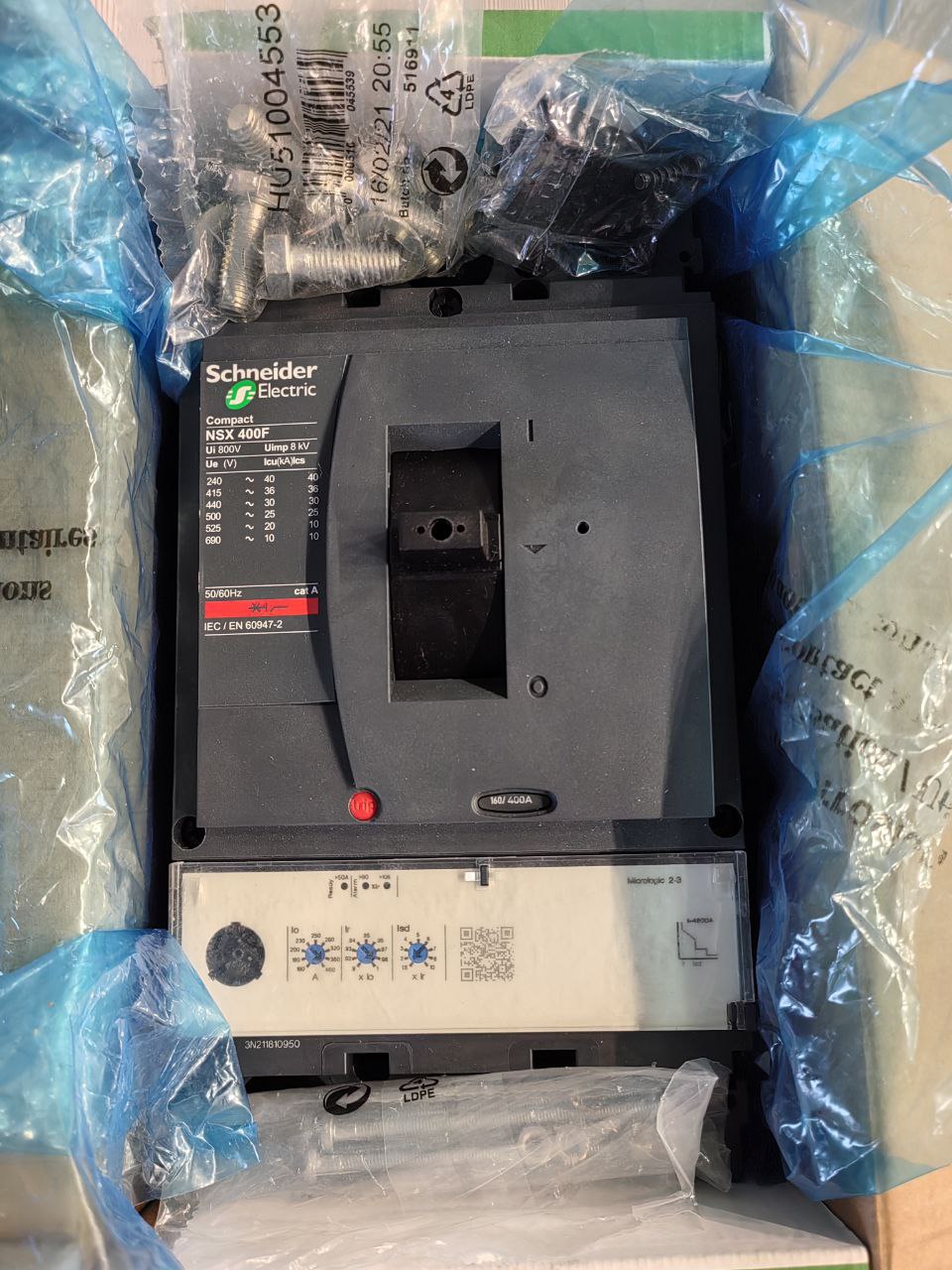 Автоматический выключатель Schneider Electric Compact NSX400F