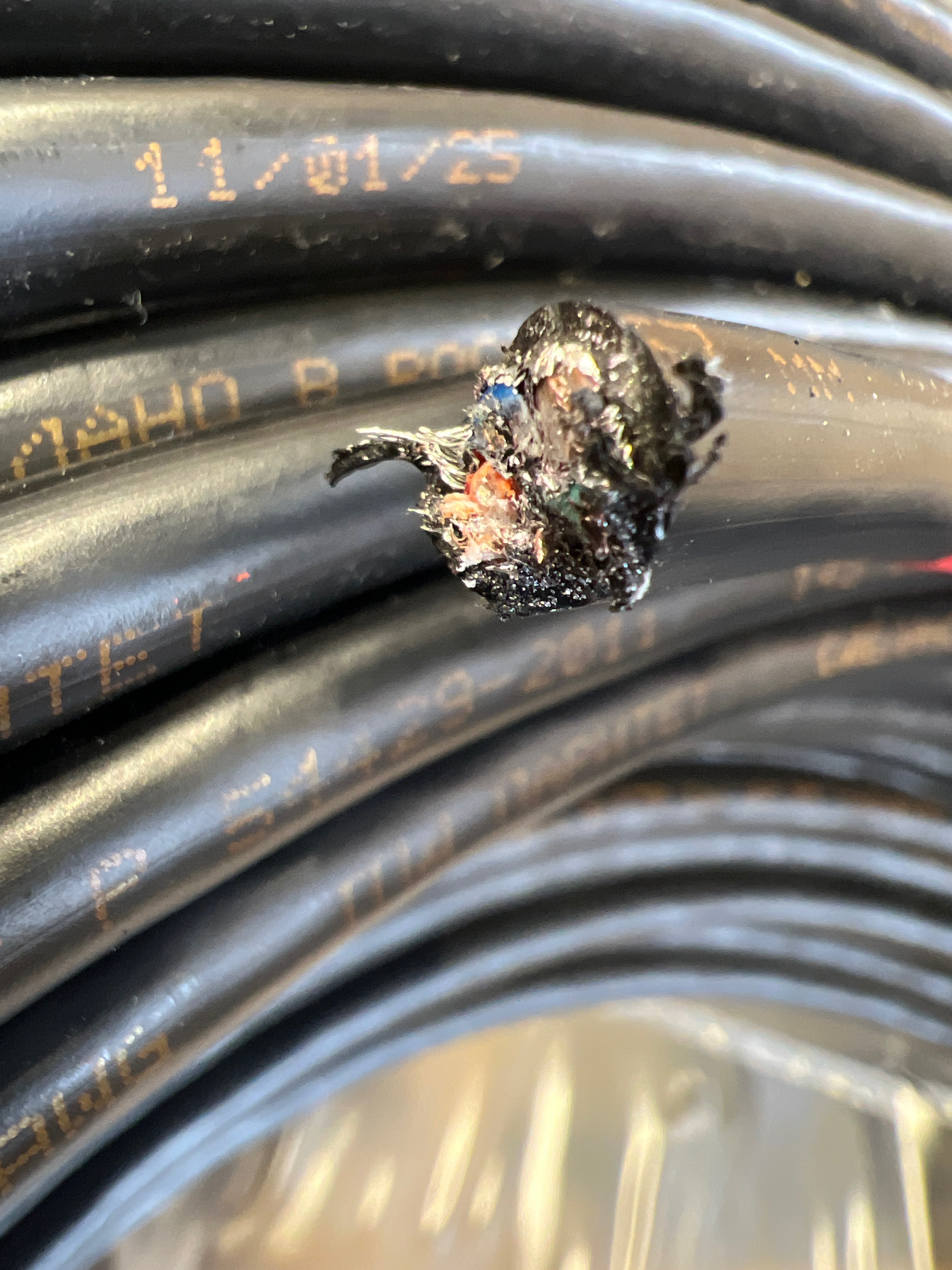 Кабель ParLan S/FTP Cat6A ZH нг(А)-HF 4х2х0,57