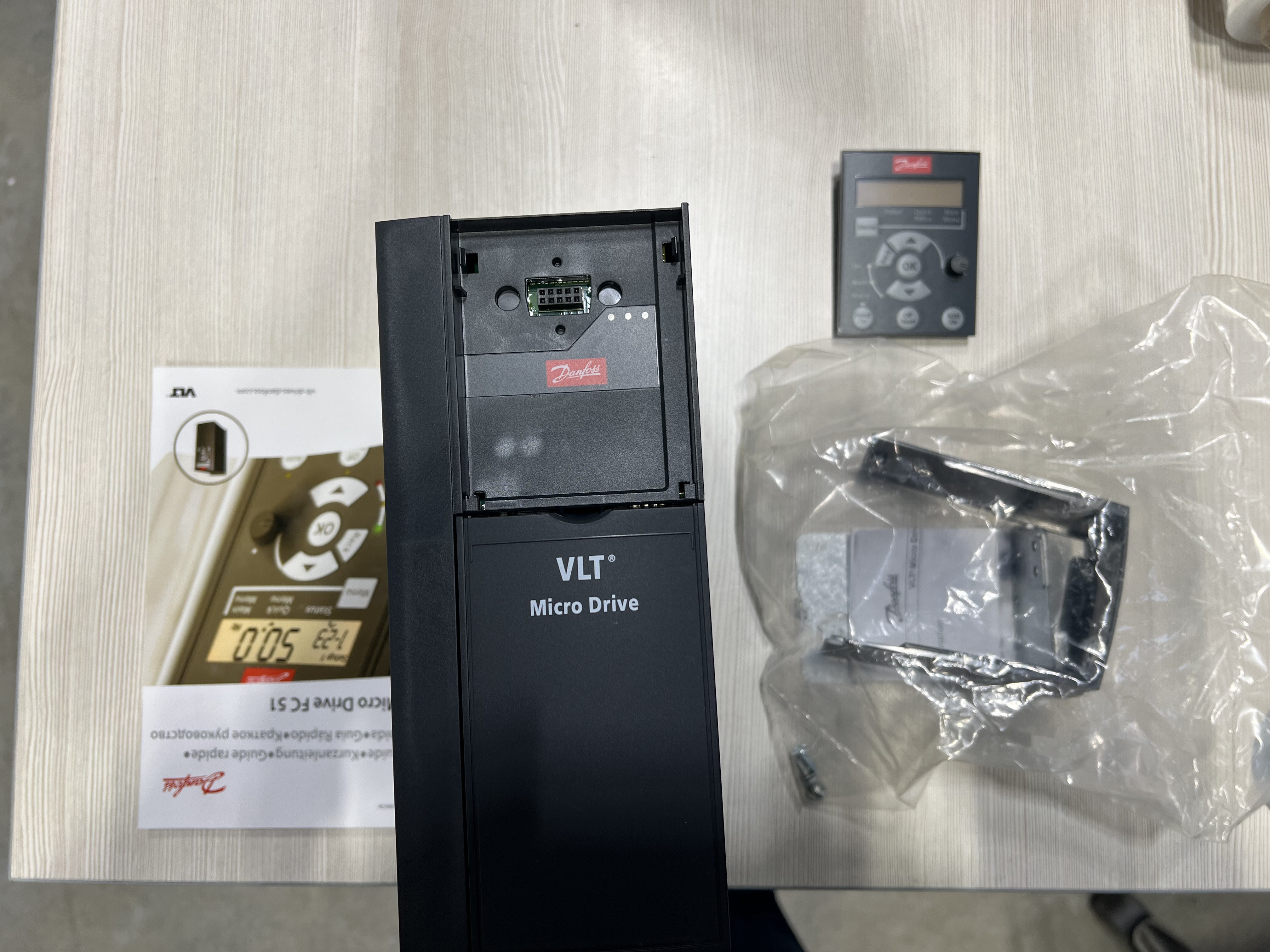 Преобразователь частоты VLT Micro Drive FC-51, s.n 955119A397, б.у, на проверку