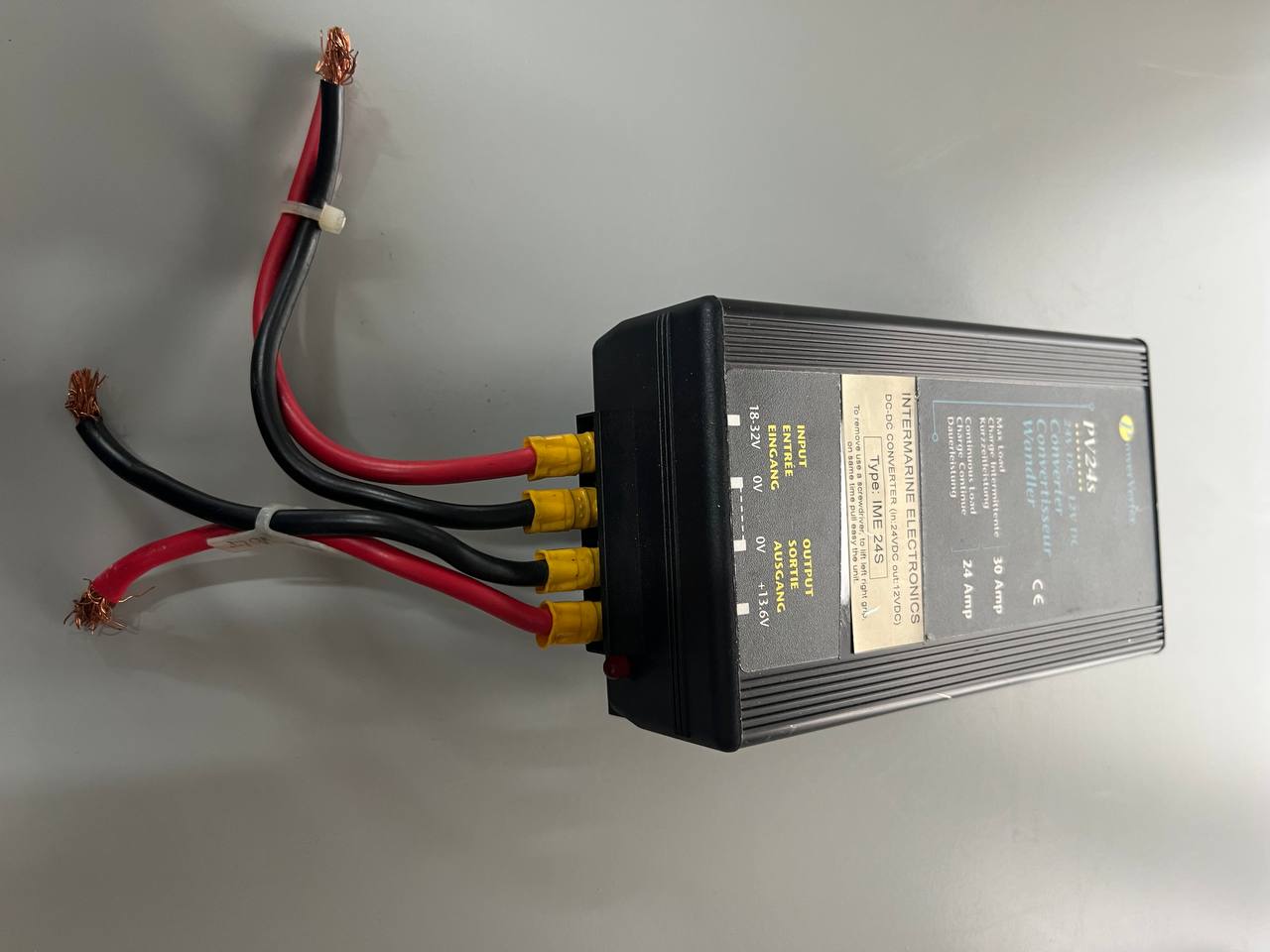 Преобразователь PowerVerter PV24s 24-12 s.n 9903004 б.у на проверку