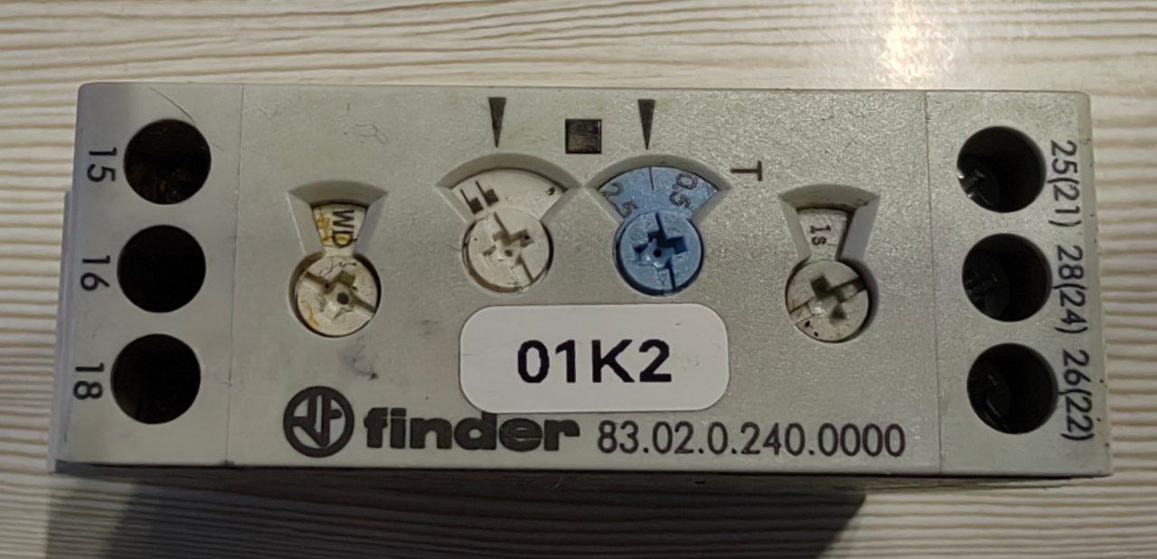 Мультифункциональный модульный таймер Finder 83.02.0.240.0000, s.n СПБ-199931, б.у, на проверку