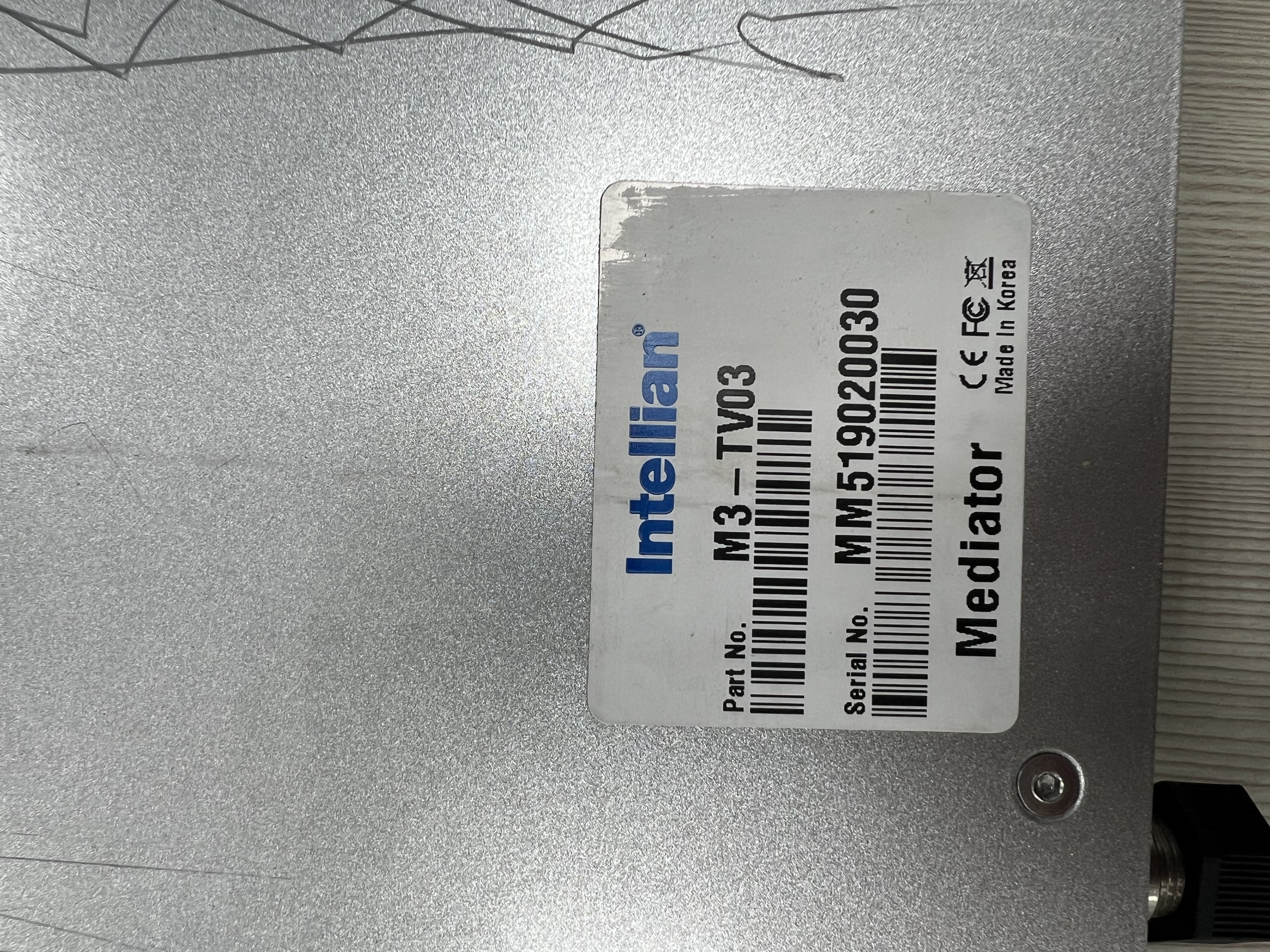 Медиатор Intellian M3-TV03 б.у s.n MM519020030