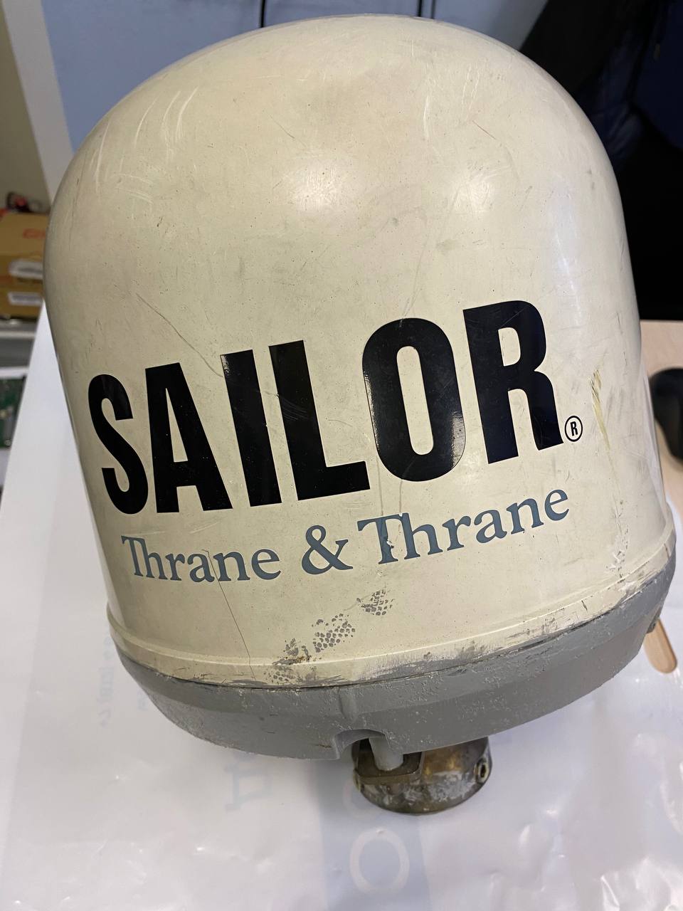 Антенна Sailor FBB 150 ТТ-3050С s.n 56475847, б.у, рабочее