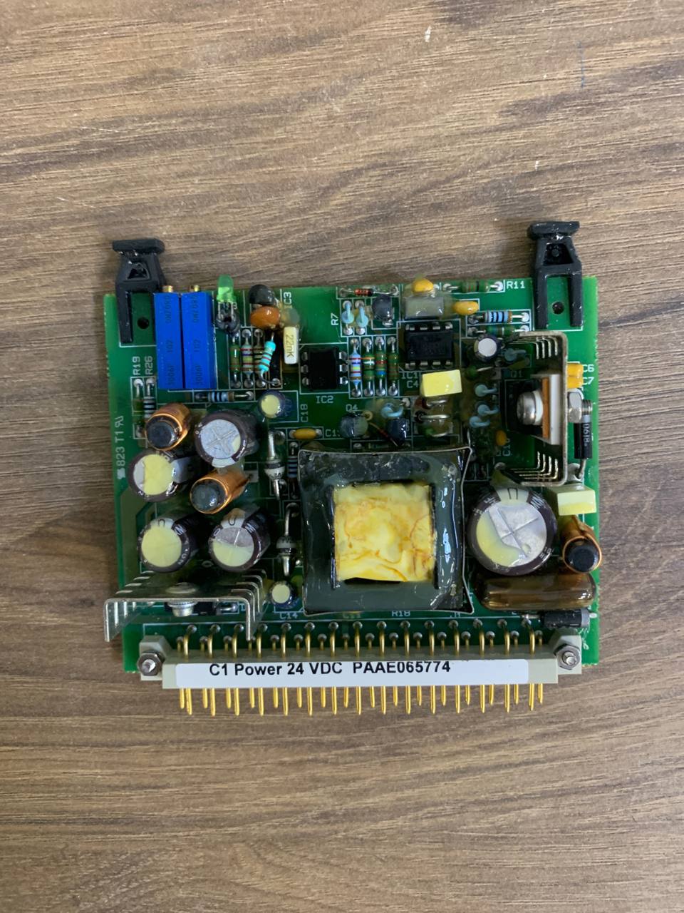 Плата C1 Power 24VDC PAAE065774 s.n 083406482 б.у рабочее