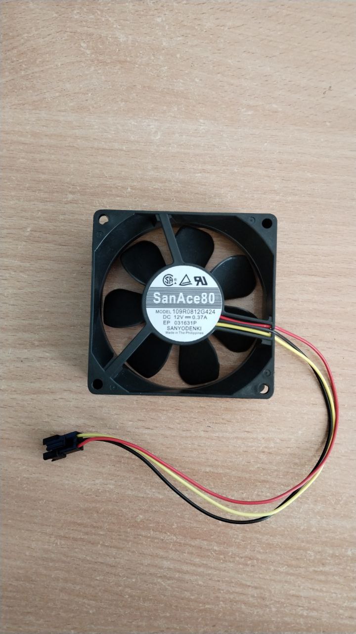 Вентилятор SANYO 109R0812G424 12V 0.37А