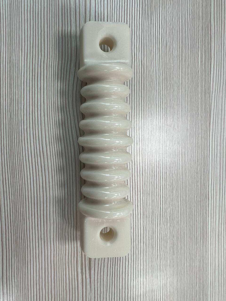Изолятор H023F, малый 131мм