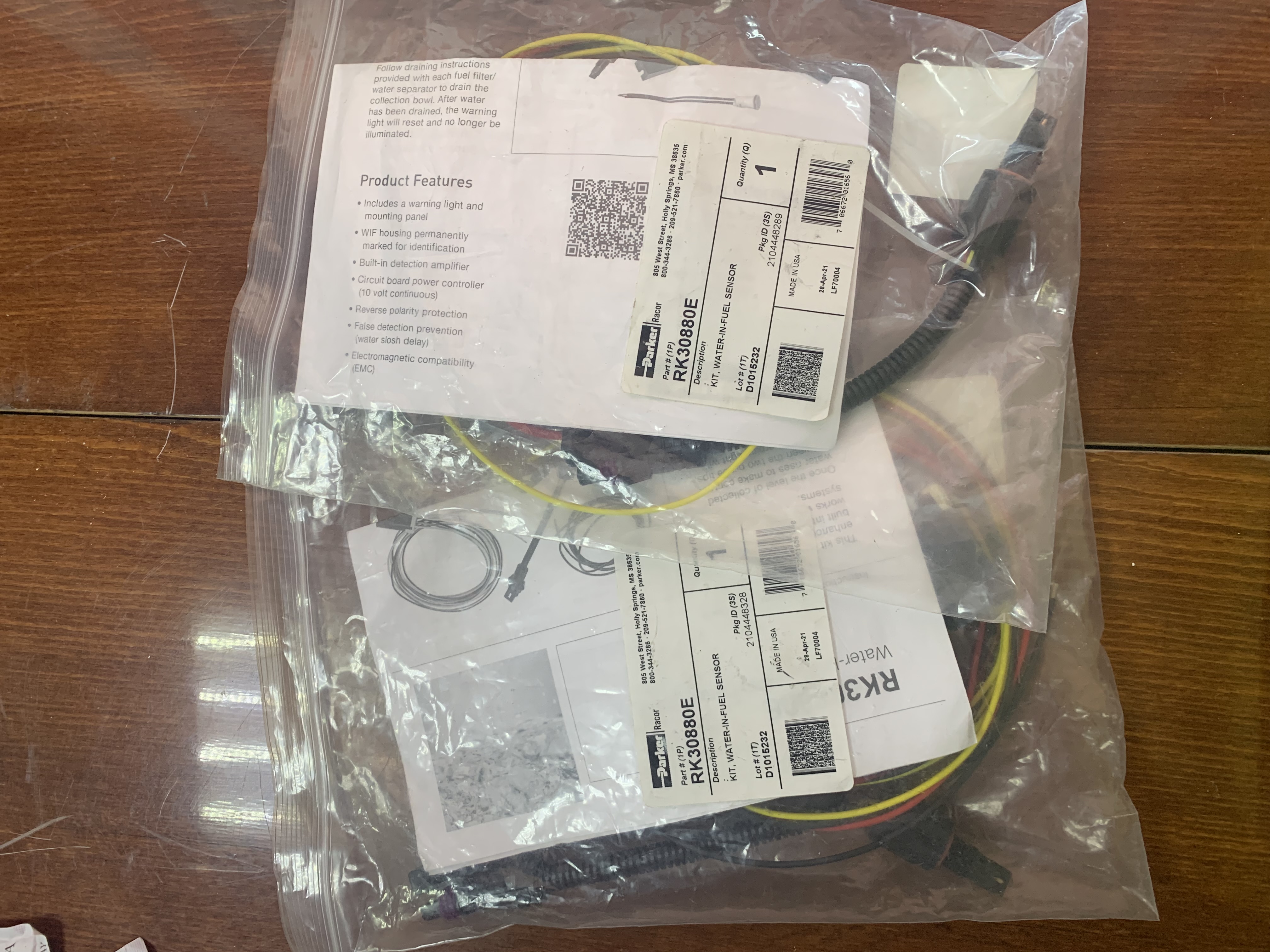 Parker RK30880E KIT WATER-IN-FUEL SENSOR без s/n б/у на проверку