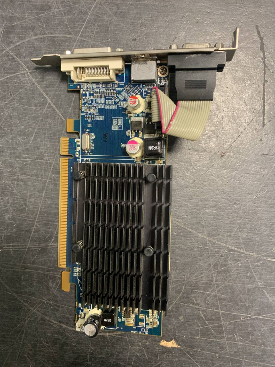 Видеокарта Vision Master HD4350 s.n A094700051952 б.у рабочее