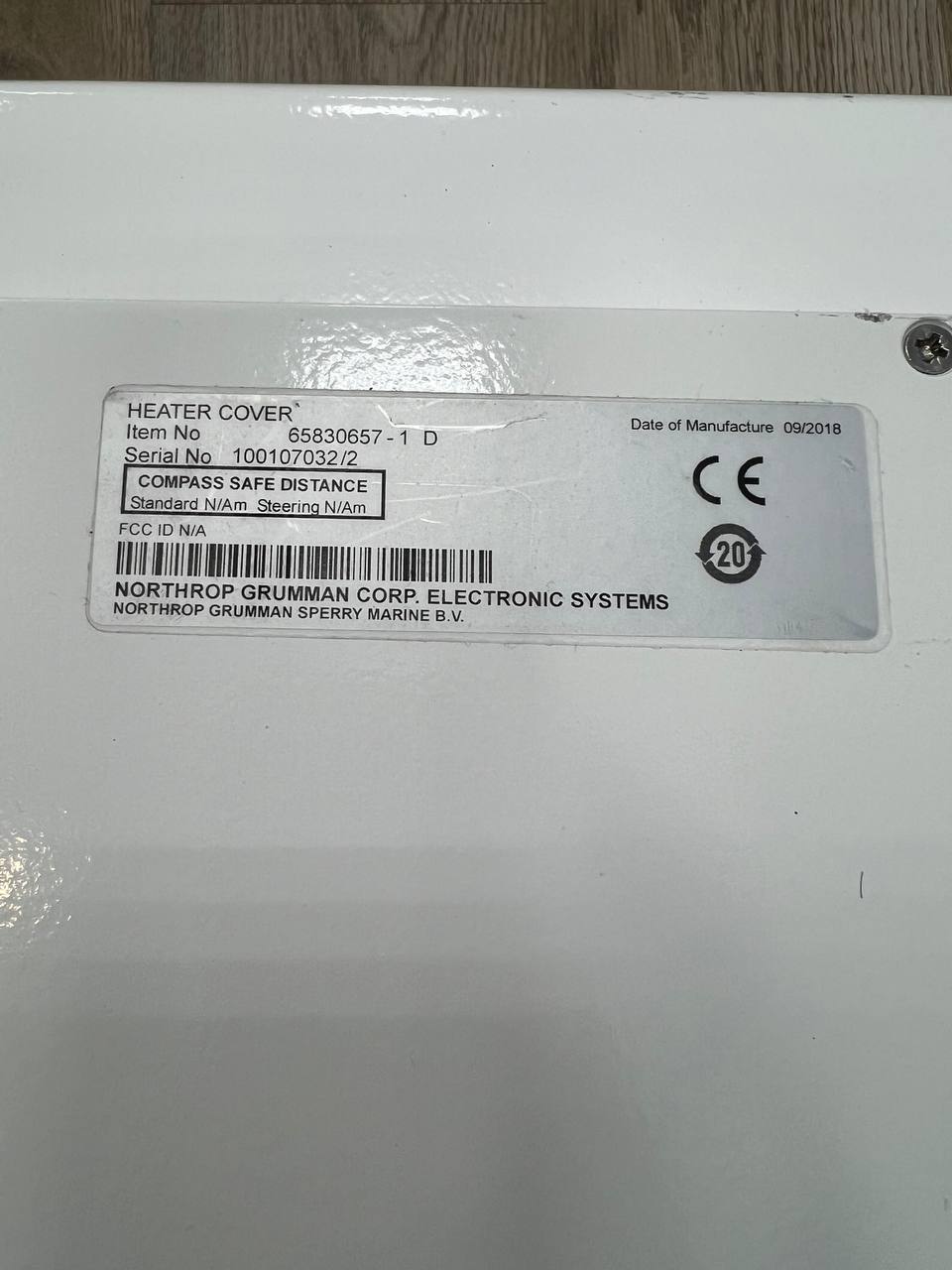 S-band heater assembly Transceiver cover (только для Masthead Transceiver) s.n 100107032/2 65830657-1B