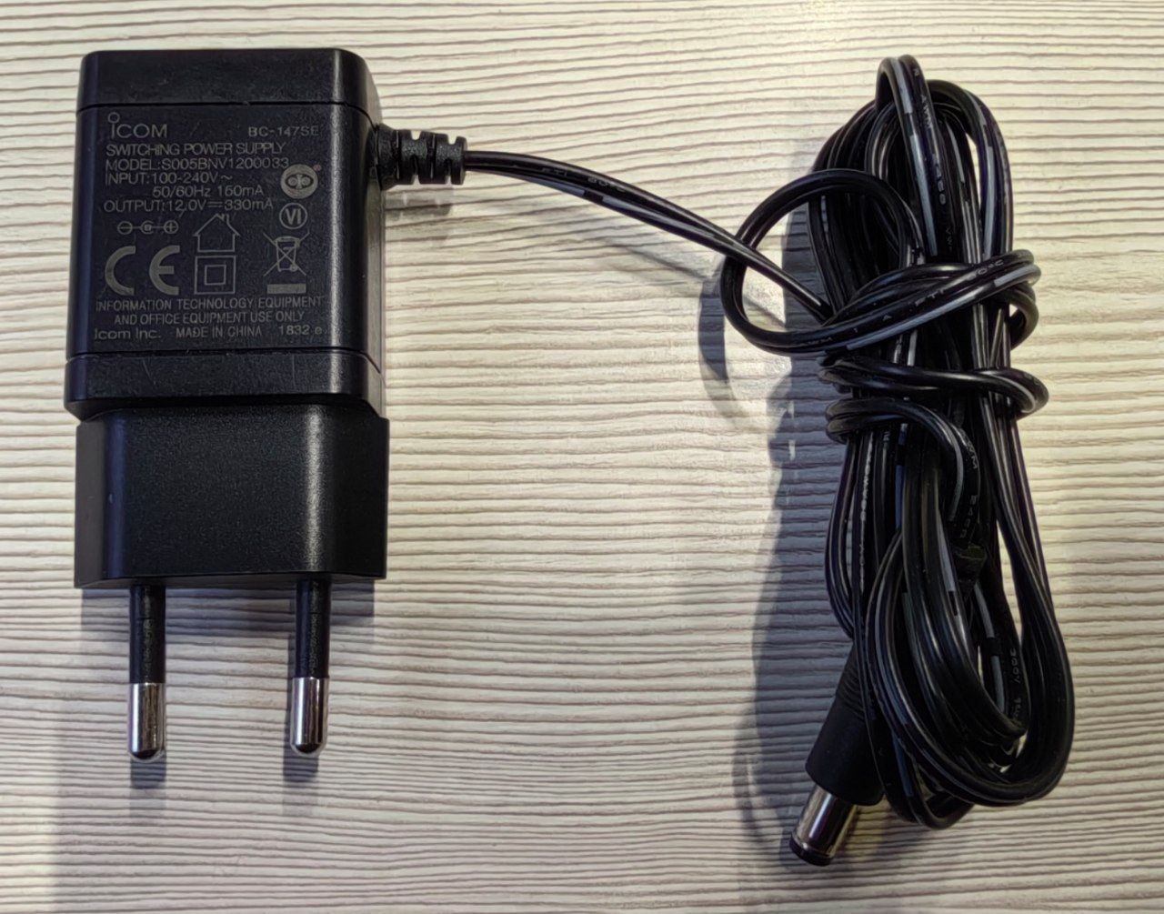 Блок питания Icom BC-147SE, s.n СПБ-769054, б.у, на проверку