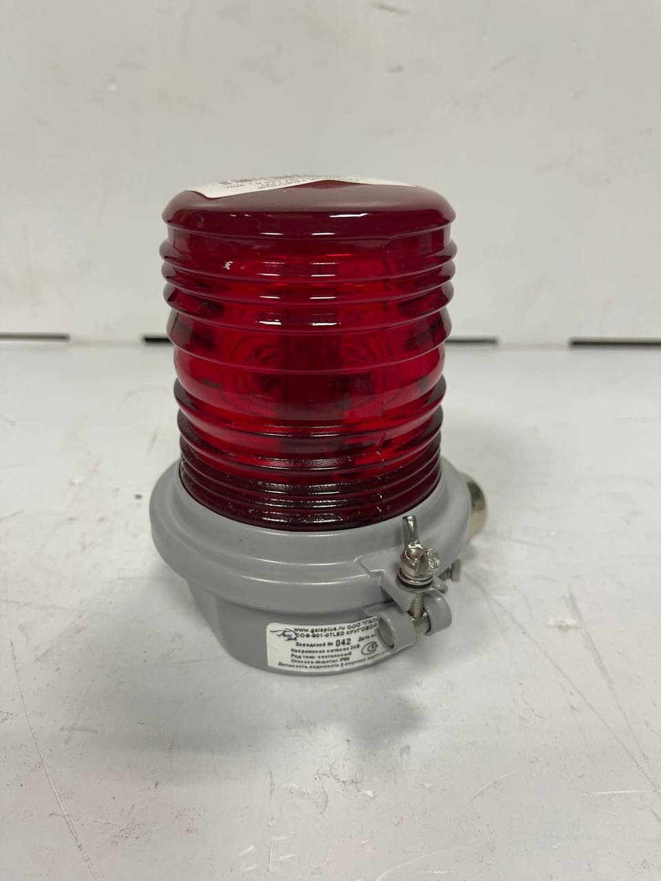 Круговой красный фонарь СОФ-901-07 LED (стационарный) 24 в., 360 град., 5,55 км., (сертификат РМРС)