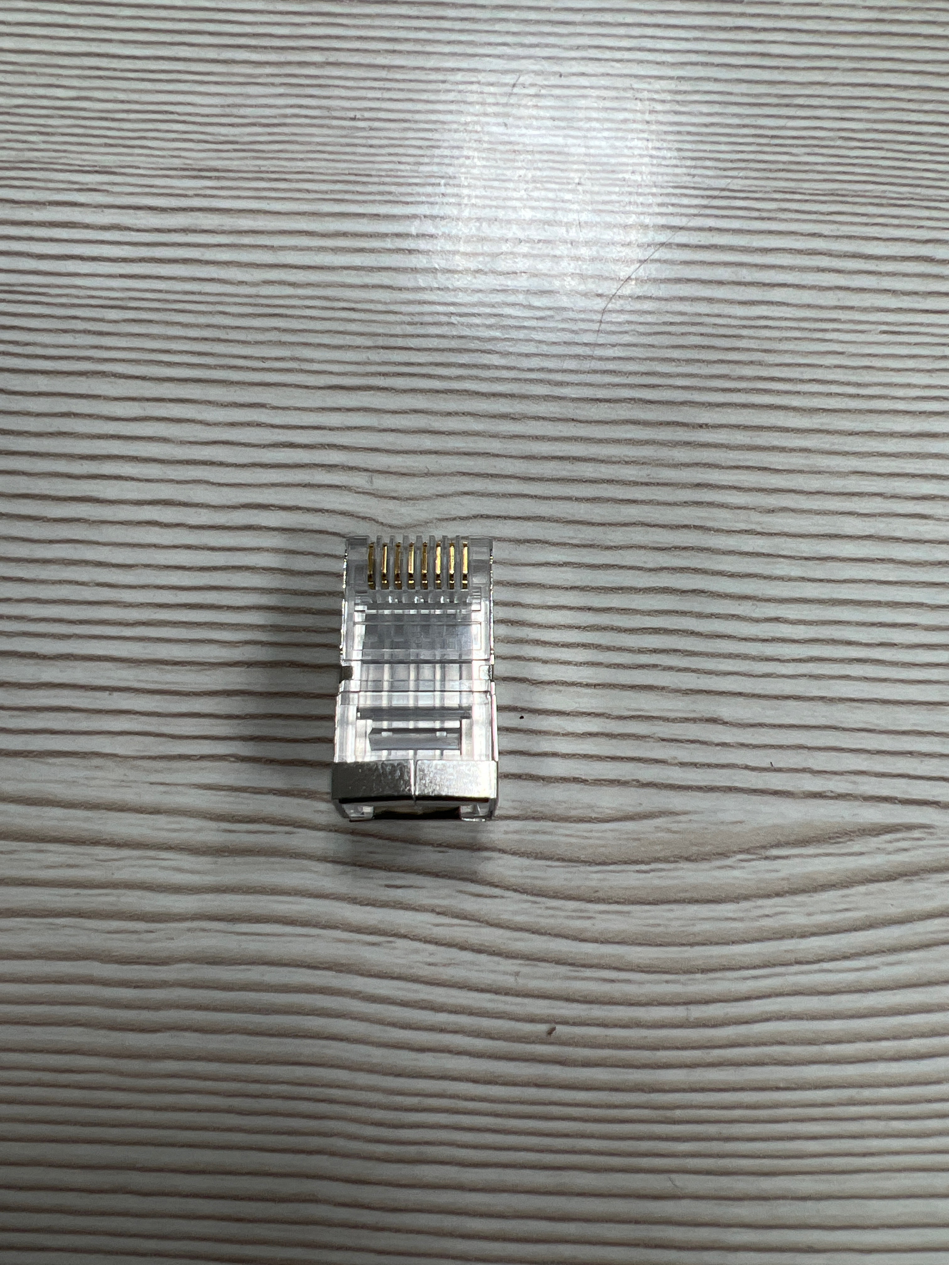 TWT Коннектор RJ-45 8P8C FTP Кат. 6 экранированный, универсальный, 100 шт. в упак. PL45/S-8P8C-6