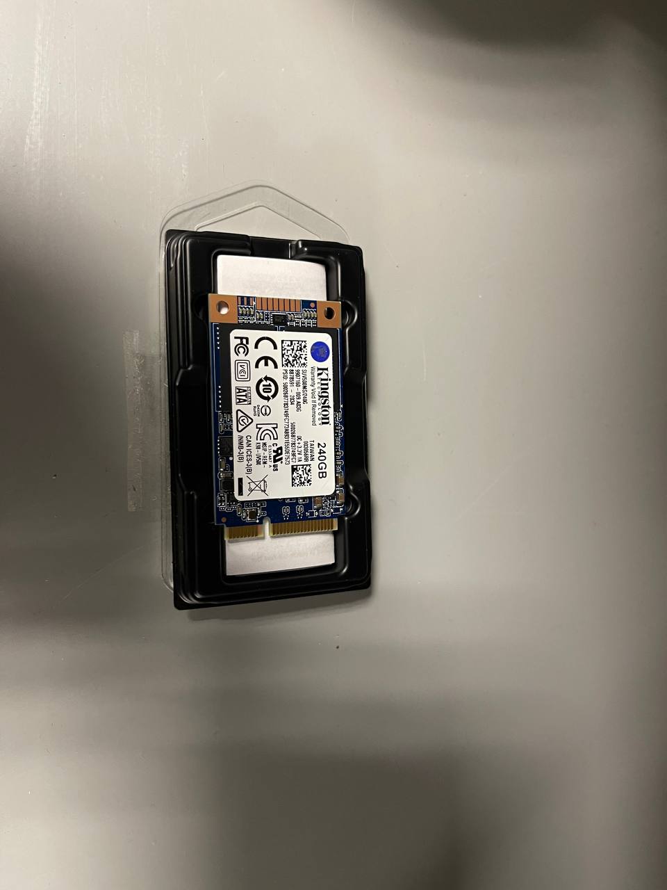 SSD-накопитель Kingston UV500 240 GB