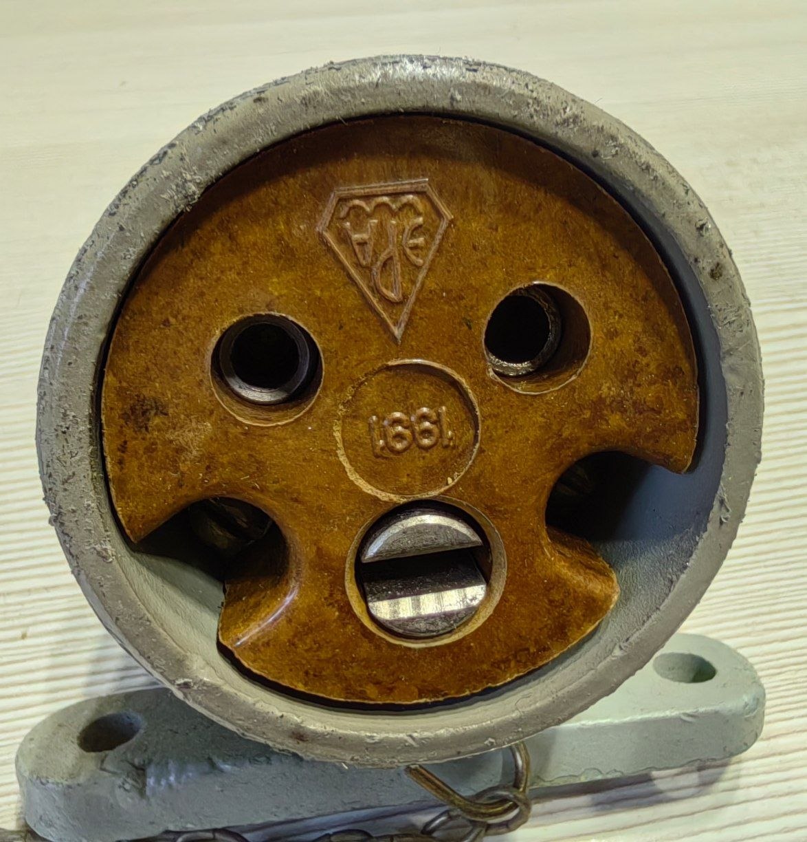 Розетка судовая РШ2-41, АЛ-28, 8А, 10А, 220V-250V, s.n СПБ-59763, б.у, на проверку