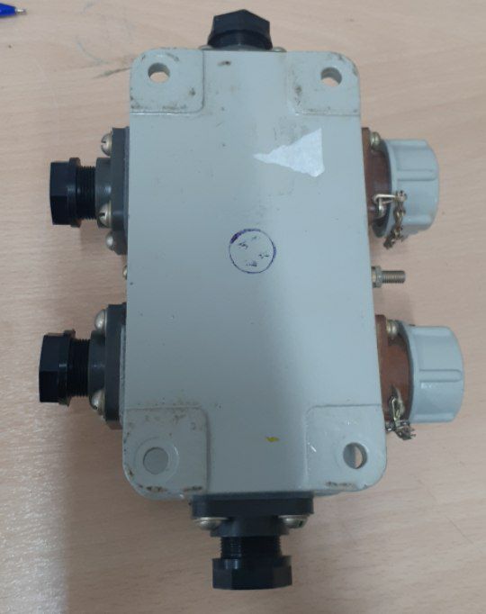КЗМ-1Р коробка запараллеливания микрофонов