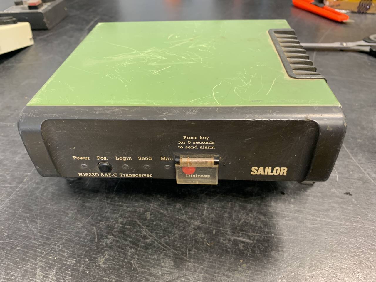 H1622D SAT-C Transceiver s/n 02214342 б.у на проверку