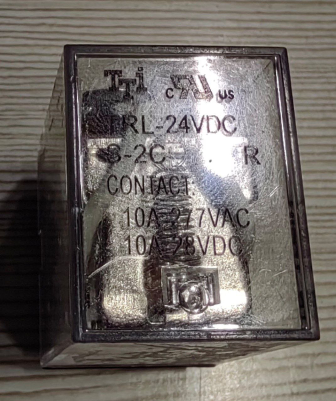 Реле промежуточное TTI TRL-24VDC S-2C, s.n СПБ-339844, б.у, на проверку