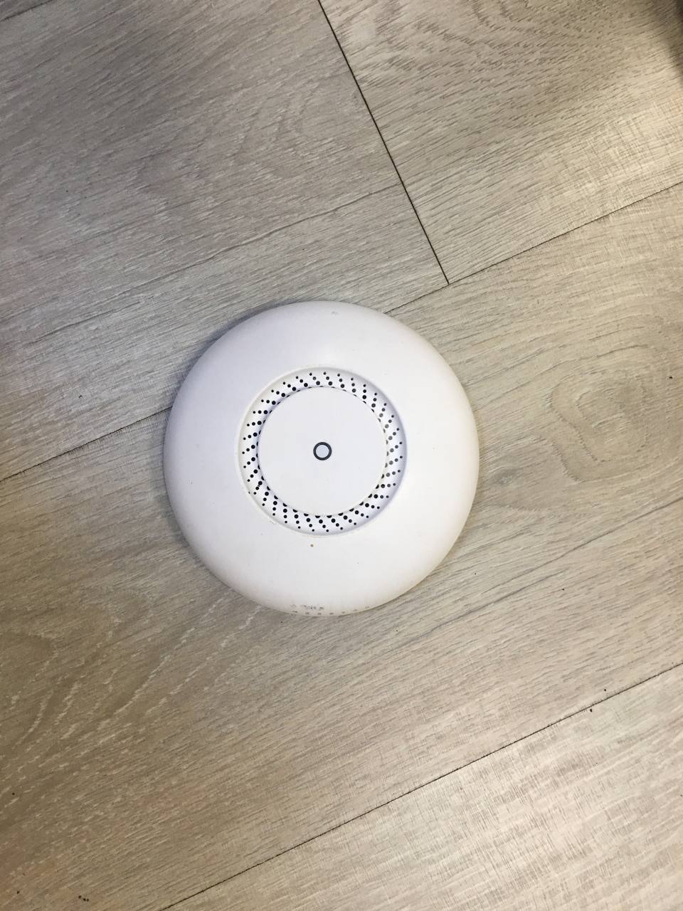 Mikrotik точка доступа s/n DD340EACCE5E/127/r б.у на проверку
